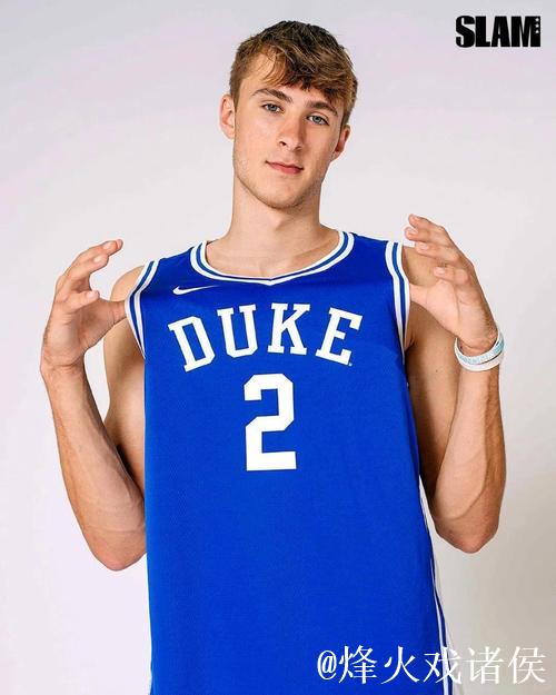 美媒:弗拉格18岁时已经3次半场20+历史最多,詹姆斯只有1次 美媒:弗拉格18岁时已经3次半场20+历史最多,詹姆斯只有1次